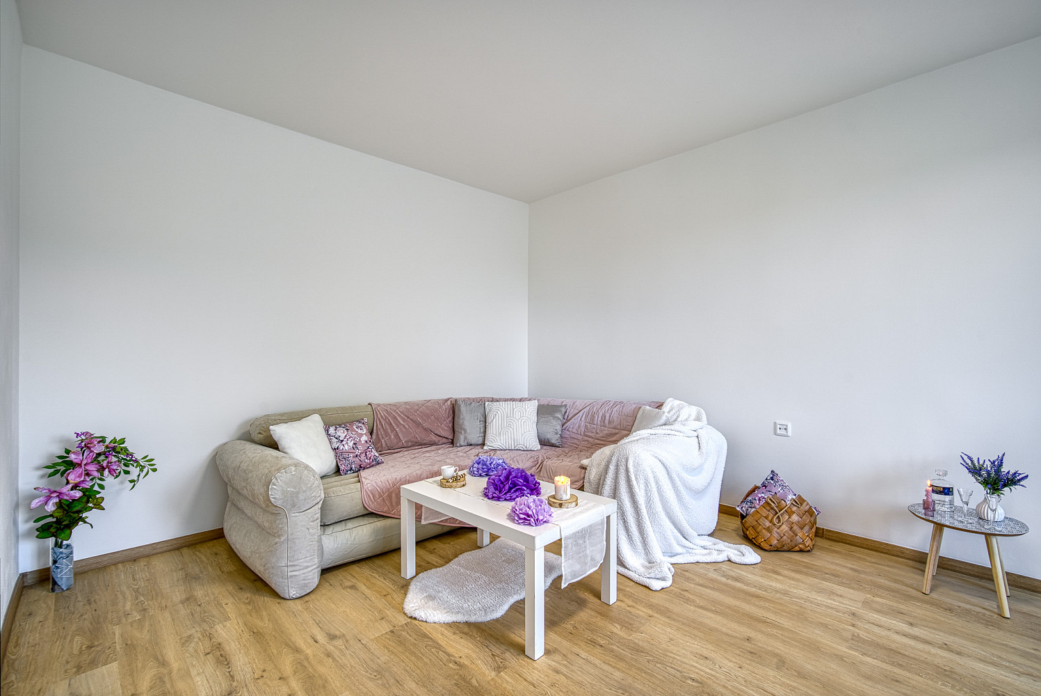 Pronájem bytu 2+1 59 m² – fotografie 2