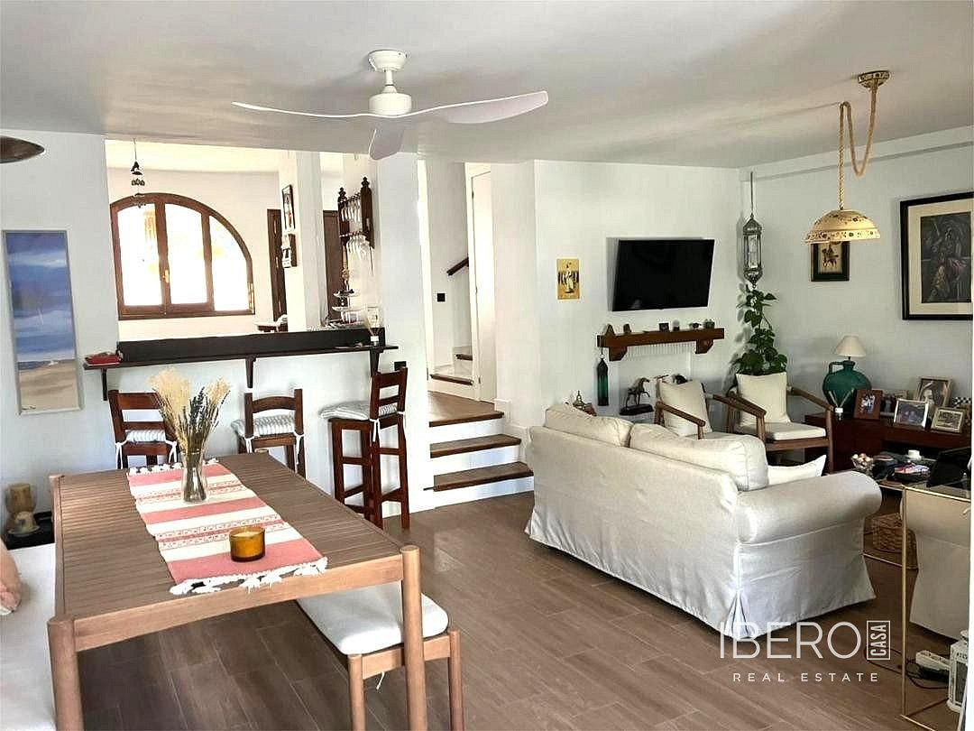 Casa 5+kk – Málaga, La Mosca, Este - Més