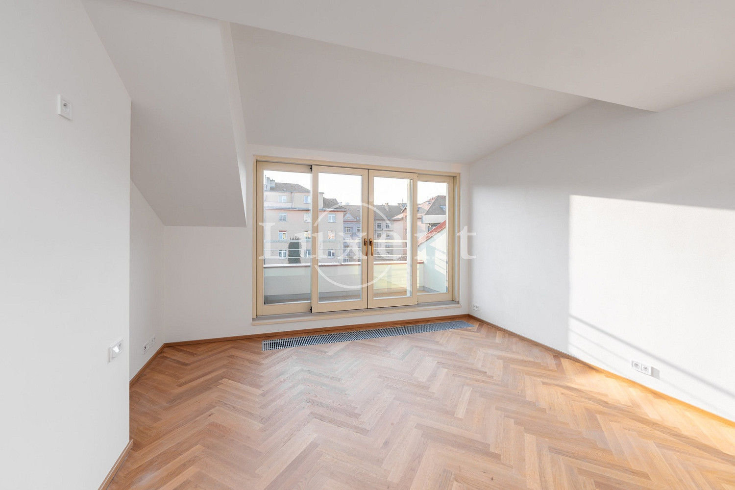 Prodej bytu 2+kk 64 m² — photo 2