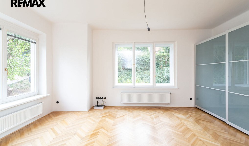 Pronájem bytu 2+kk 65 m², Praha – náhled fotky 11