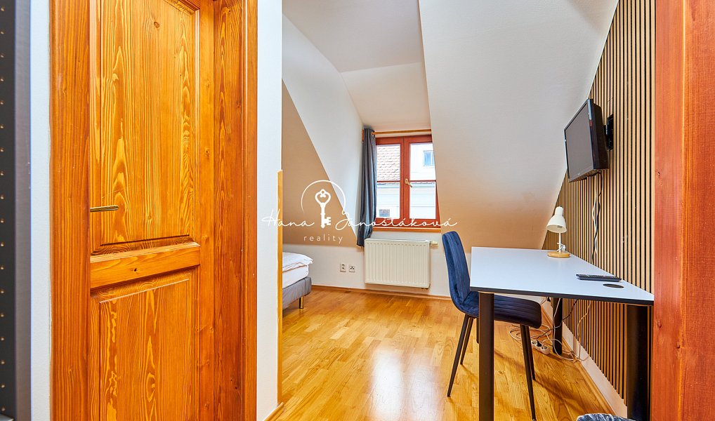 Prodej ubytovacího objektu 270 m², Český Krumlov – náhled fotky 7