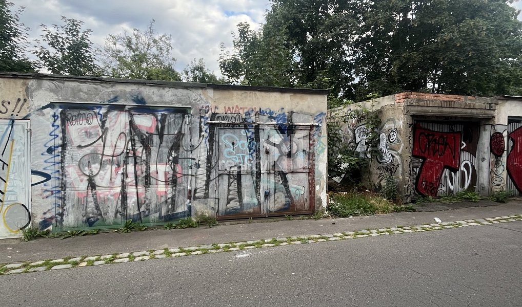 Prodej garáže 17m2 v Glinkově ulici, Praha 6 - Dejvice, Praha – náhled fotky 2