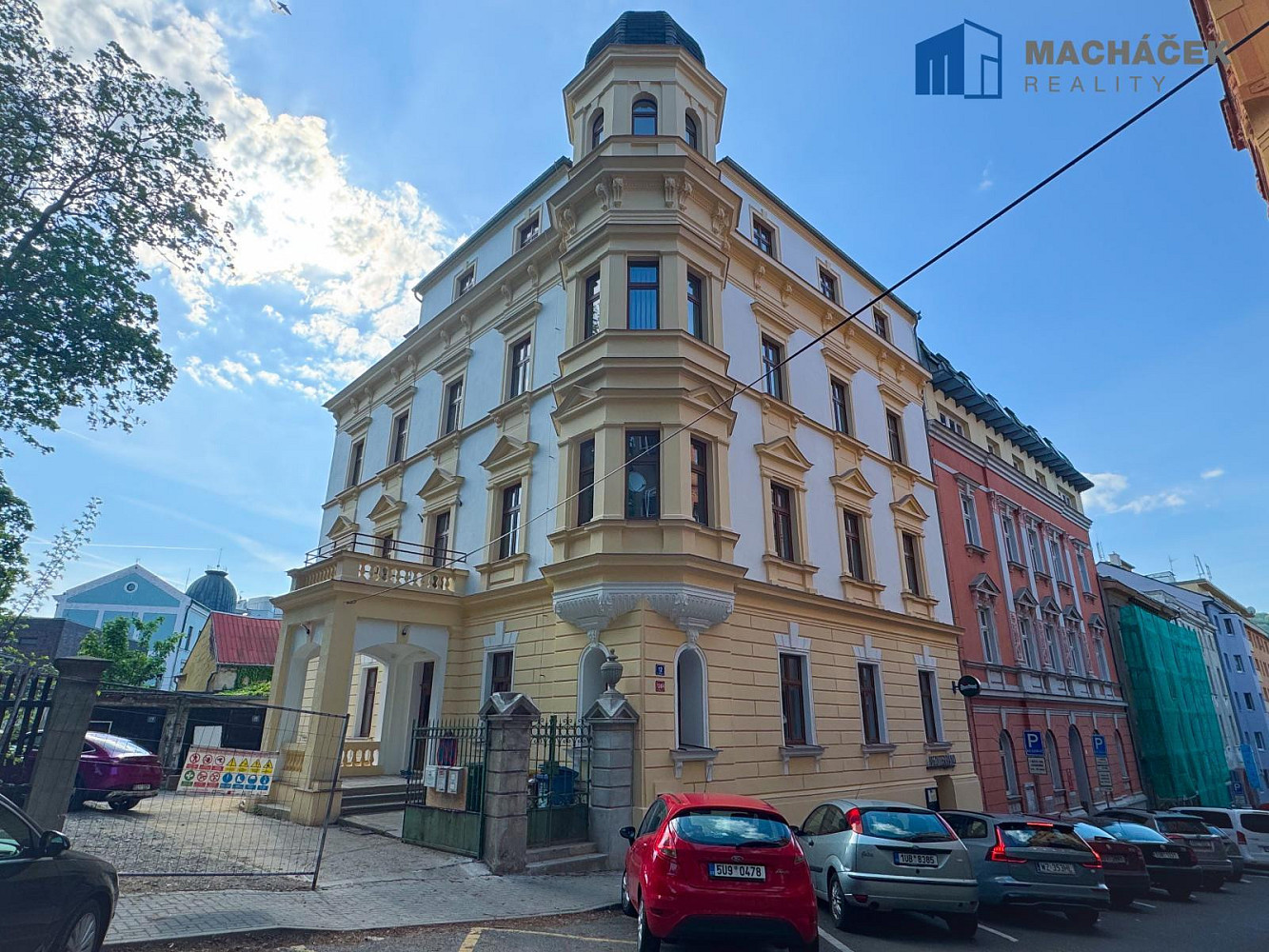 Pronájem bytu 2+kk 66 m²