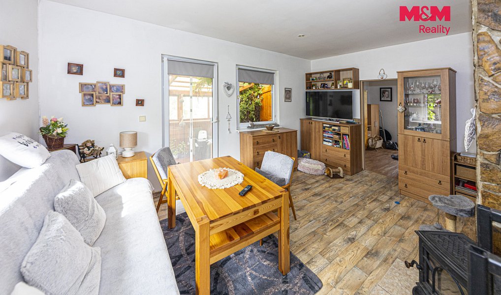 Prodej domu 50 m² s pozemkem 1 295 m², Močovice – náhled fotky 15