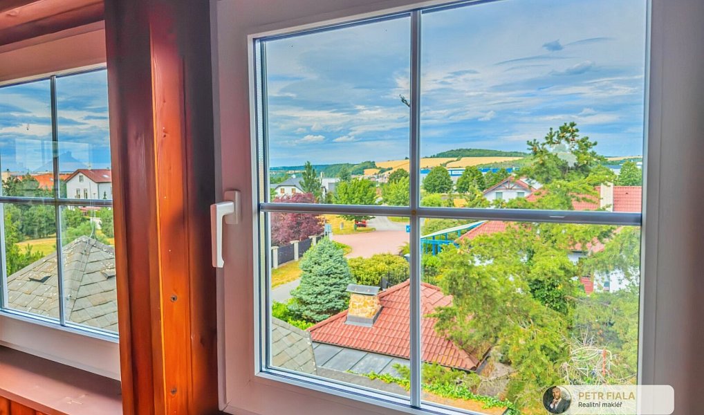Prodej domu 305 m² s pozemkem 1 174 m², Plzeň – náhled fotky 27