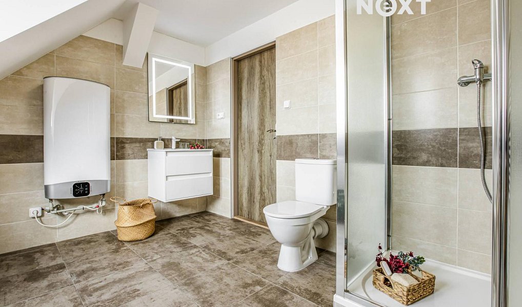 Prodej ubytovacího objektu 372 m², Hluboká nad Vltavou – náhled fotky 31