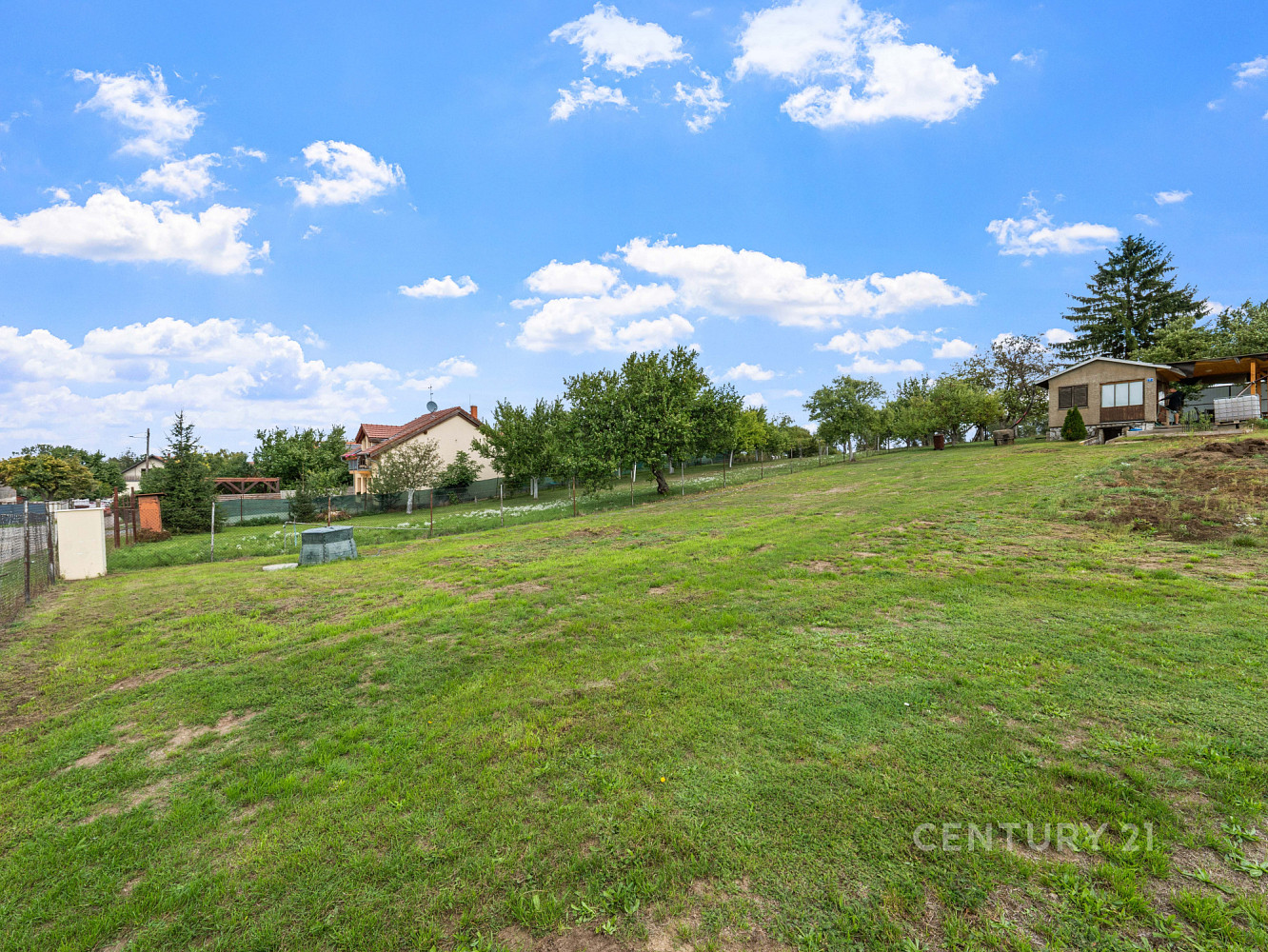 Prodej stavebního pozemku 661 m²