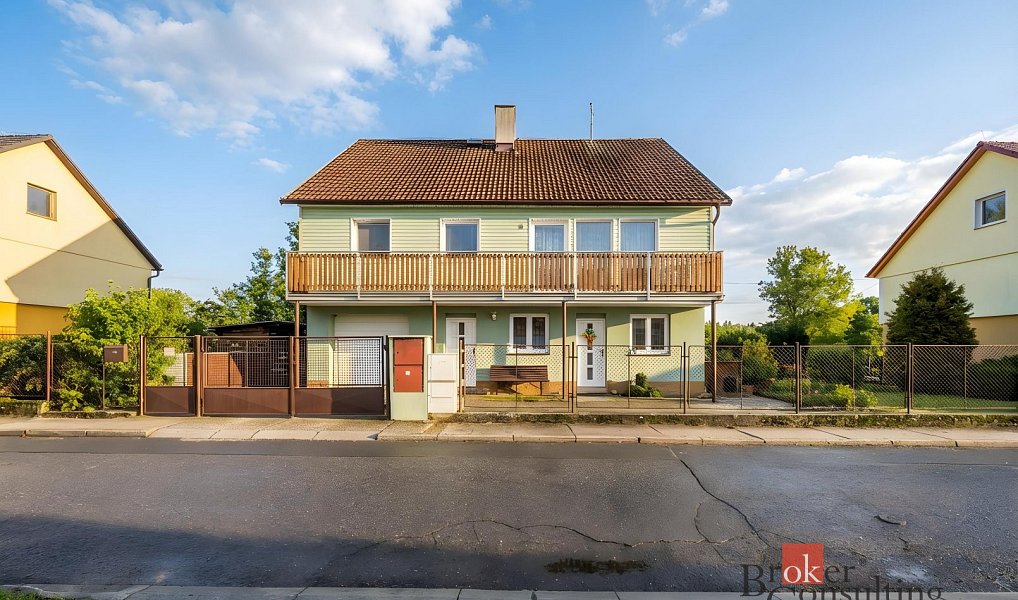 Prodej domu 202 m² s pozemkem 697 m², Bochov – náhled fotky 4