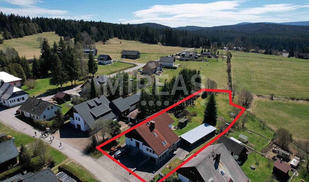 Prodej domu 444 m² s pozemkem 2 226 m², Stožec – náhled fotky 2