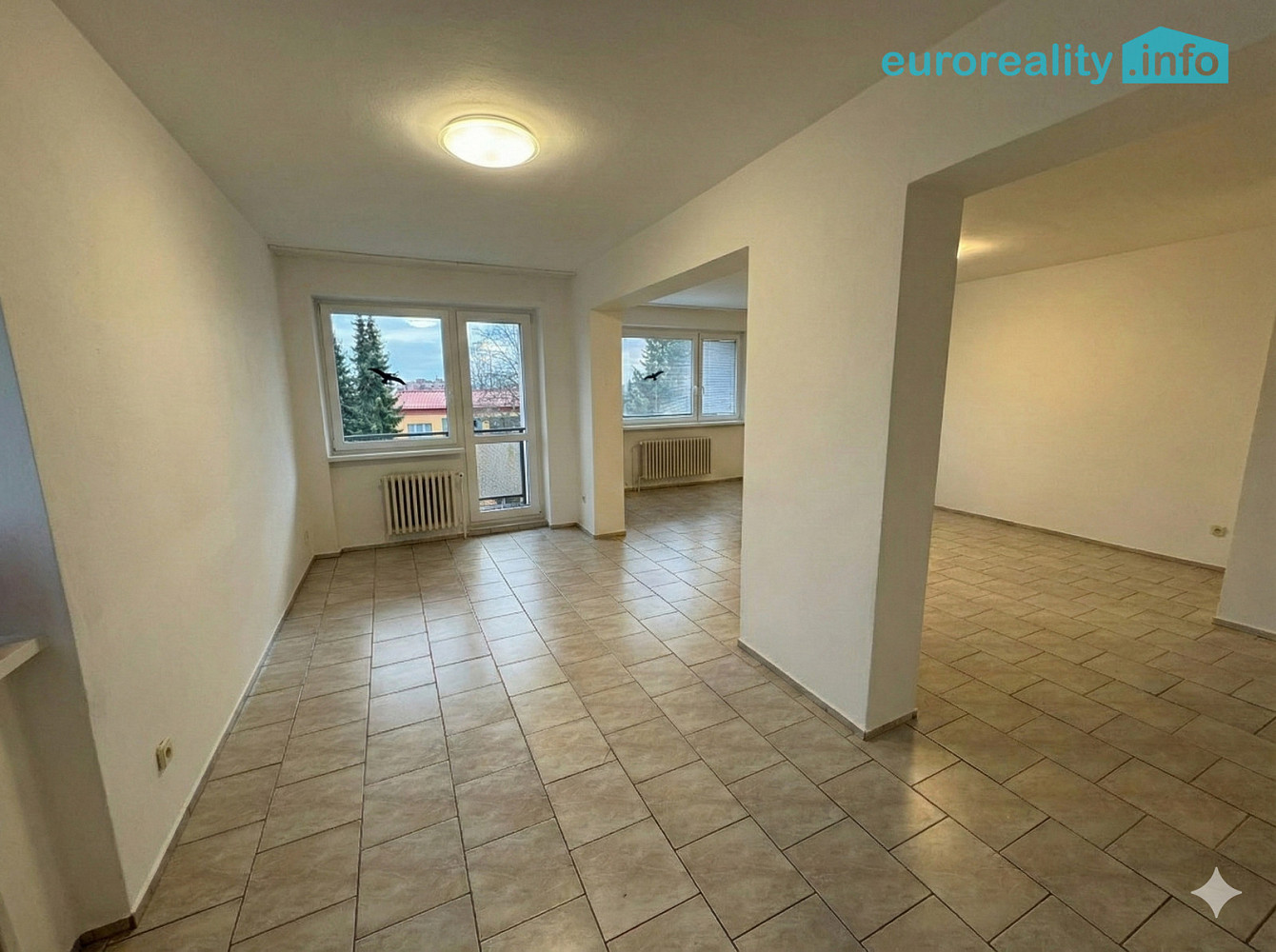 Pronájem bytu 3+1 90 m² – fotografie 2