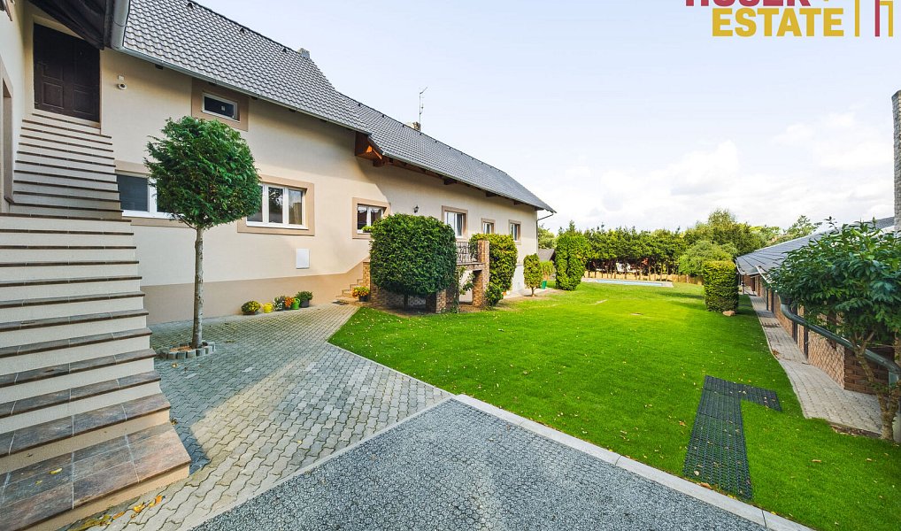 Prodej domu 194 m² s pozemkem 2 004 m², Horoměřice – náhled fotky 9