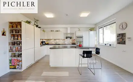 Prodej bytu 3+1 173 m², V Hájku, Plzeň - Újezd