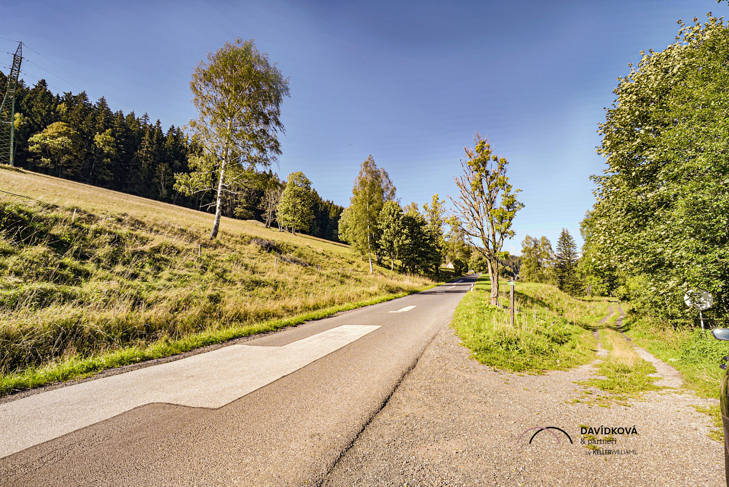 Prodej stavebního pozemku 753 m² – fotografie 5