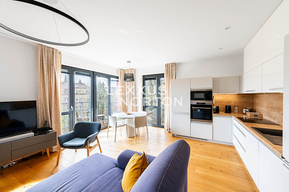 Pronájem bytu 3+kk 93 m²