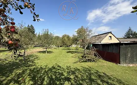 Prodej stavebního pozemku 2 173 m², Tučapy, okres Vyškov