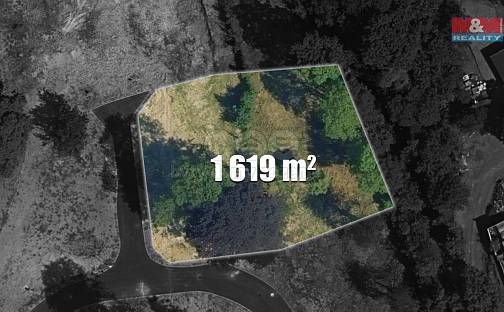 Prodej stavebního pozemku 1 619 m², Podhořany u Ronova, okres Chrudim