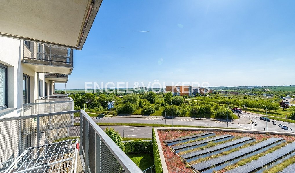 Pronájem bytu 2+kk 53 m², Praha – náhled fotky 2