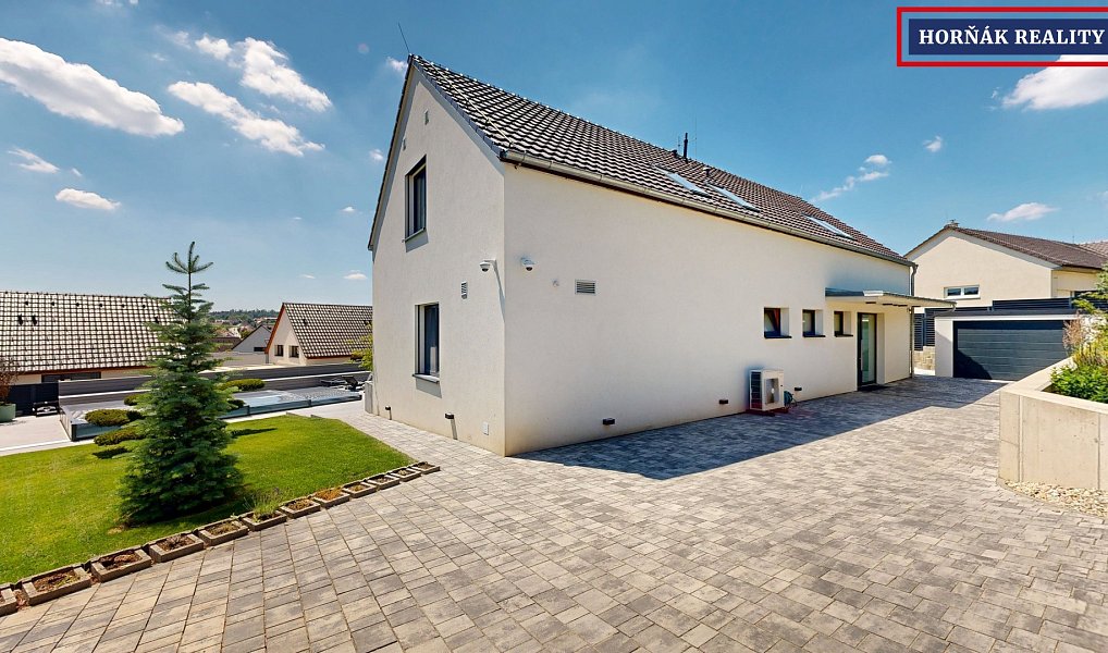 Prodej domu 288 m² s pozemkem 863 m², Ochoz u Brna – náhled fotky 27