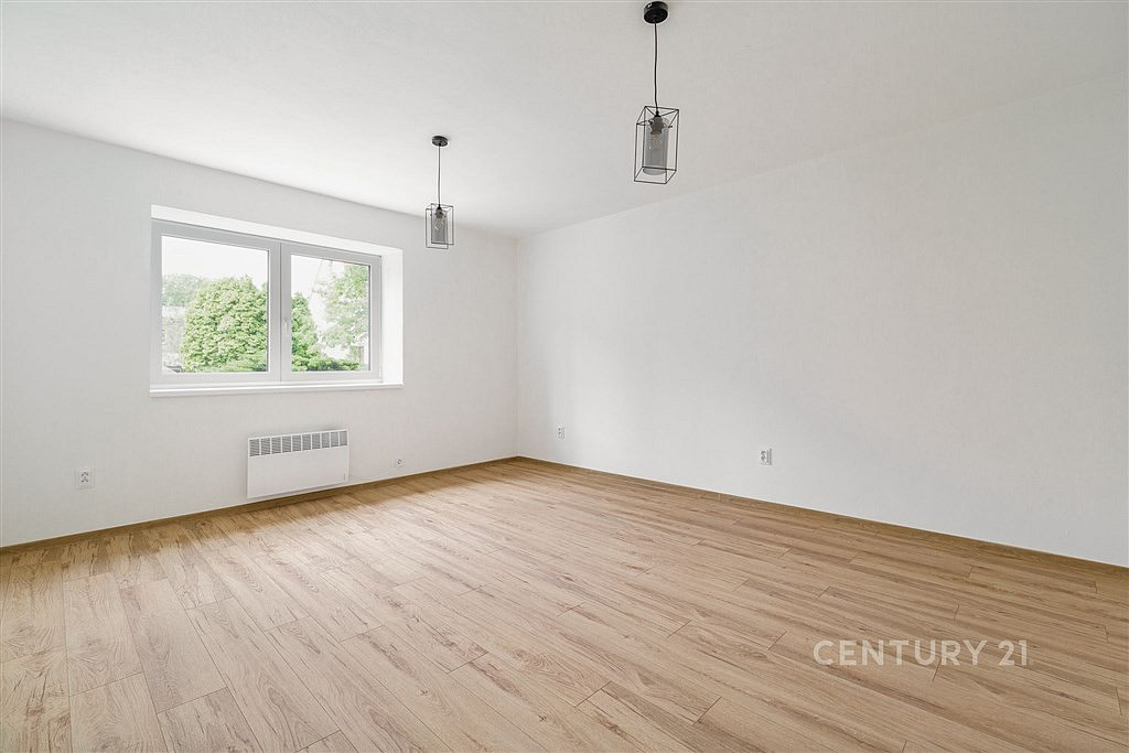 Pronájem bytu 2+kk 56 m² — photo 3