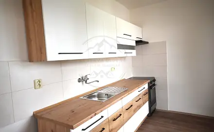 Prodej bytu 2+1 54 m², Mahenova, Jeseník