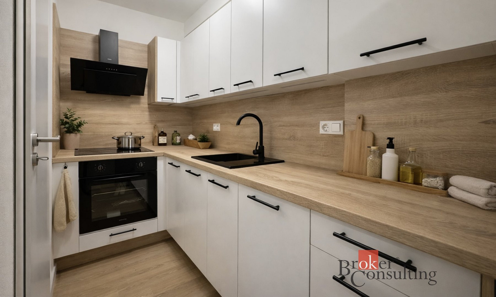 Pronájem bytu 2+kk 37 m² — photo 2