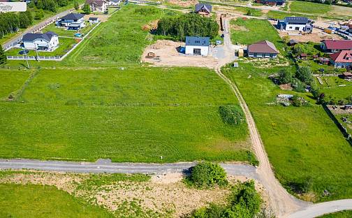 Prodej stavebního pozemku 943 m², Nad Chvátalkou, Sulice - Nechánice, okres Praha-východ