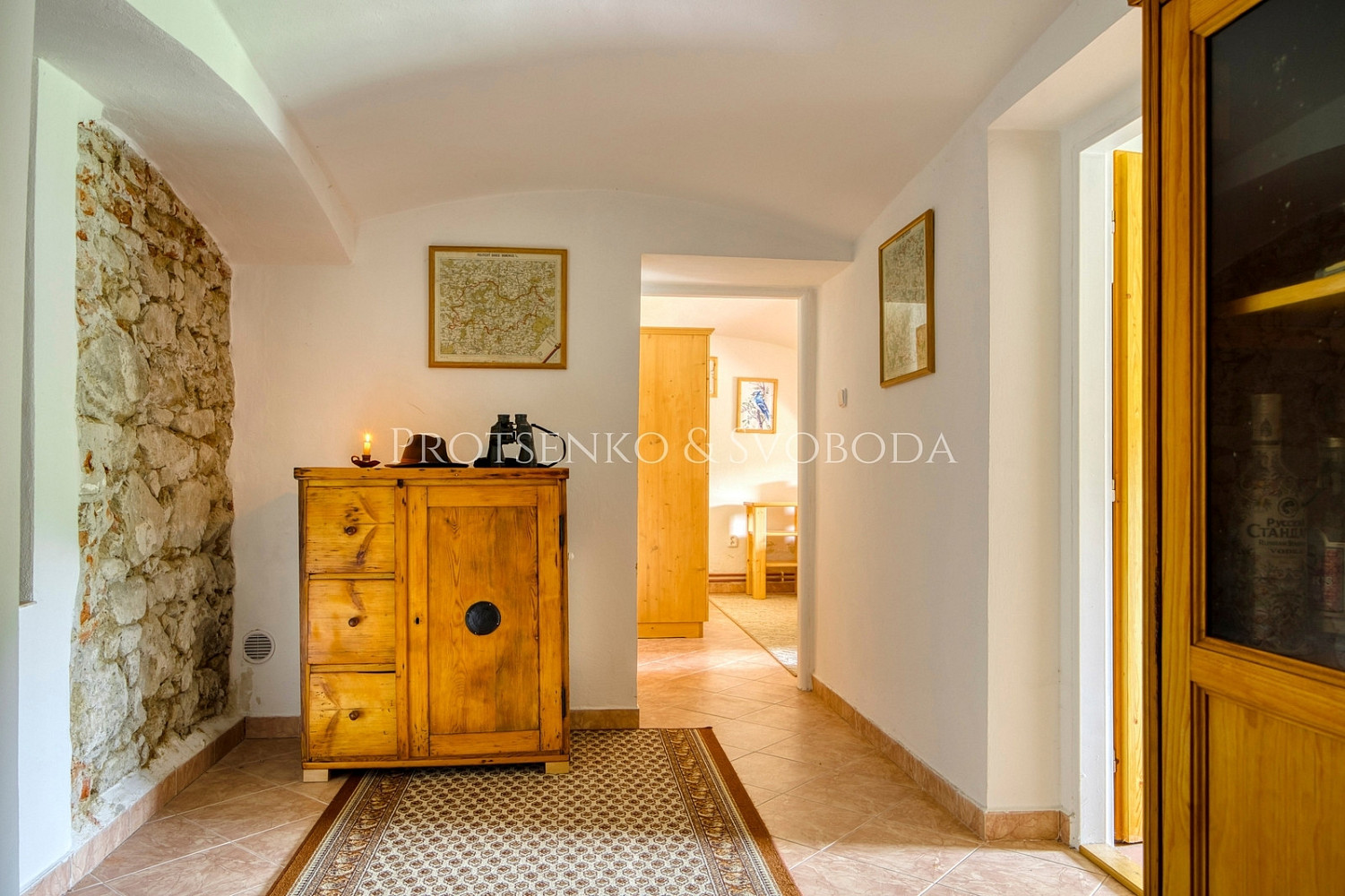Prodej domu 275 m² s pozemkem 1 947 m² – fotografie 3