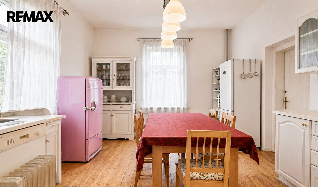 Prodej domu 250 m² s pozemkem 2 111 m², Třebestovice – náhled fotky 3