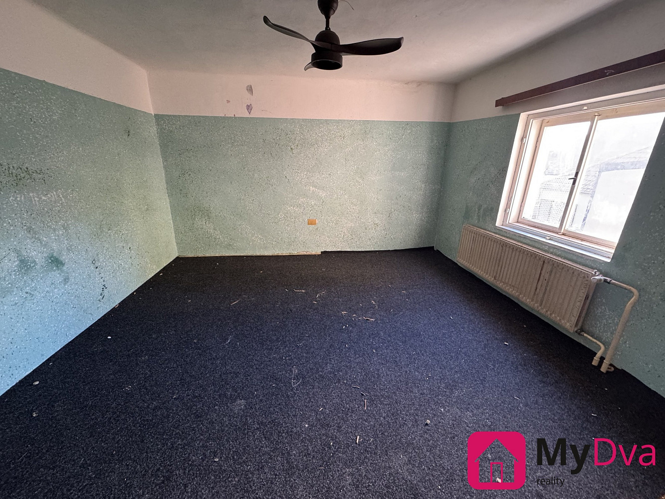 Pronájem domu 200 m² s pozemkem 30 m² – fotografie 3