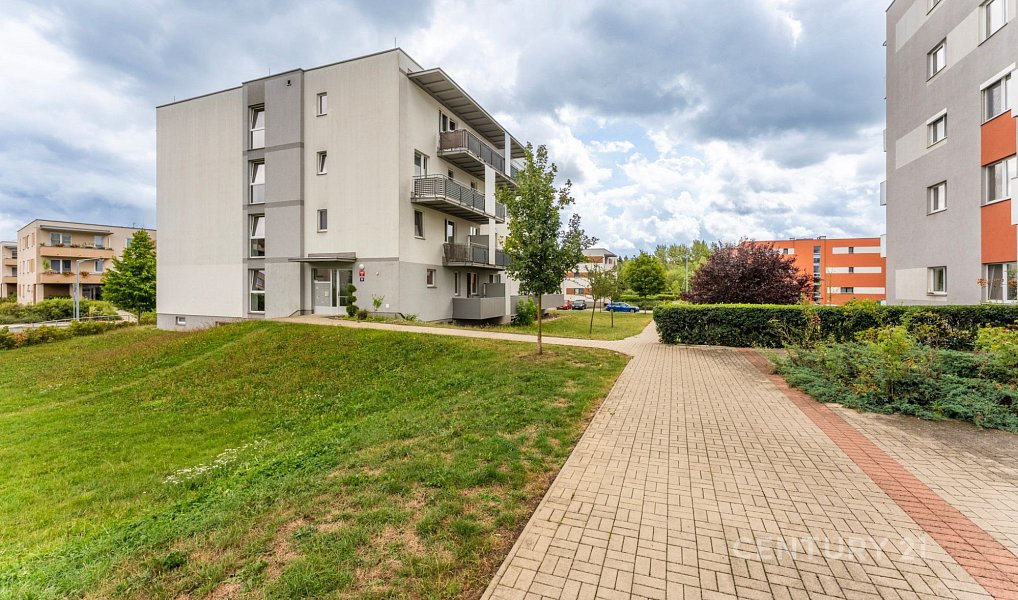 Prodej bytu 1+kk 35 m², Praha – náhled fotky 19