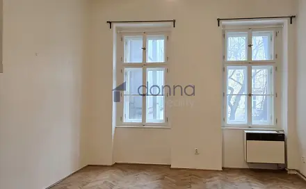Pronájem bytu 1+kk 30 m²