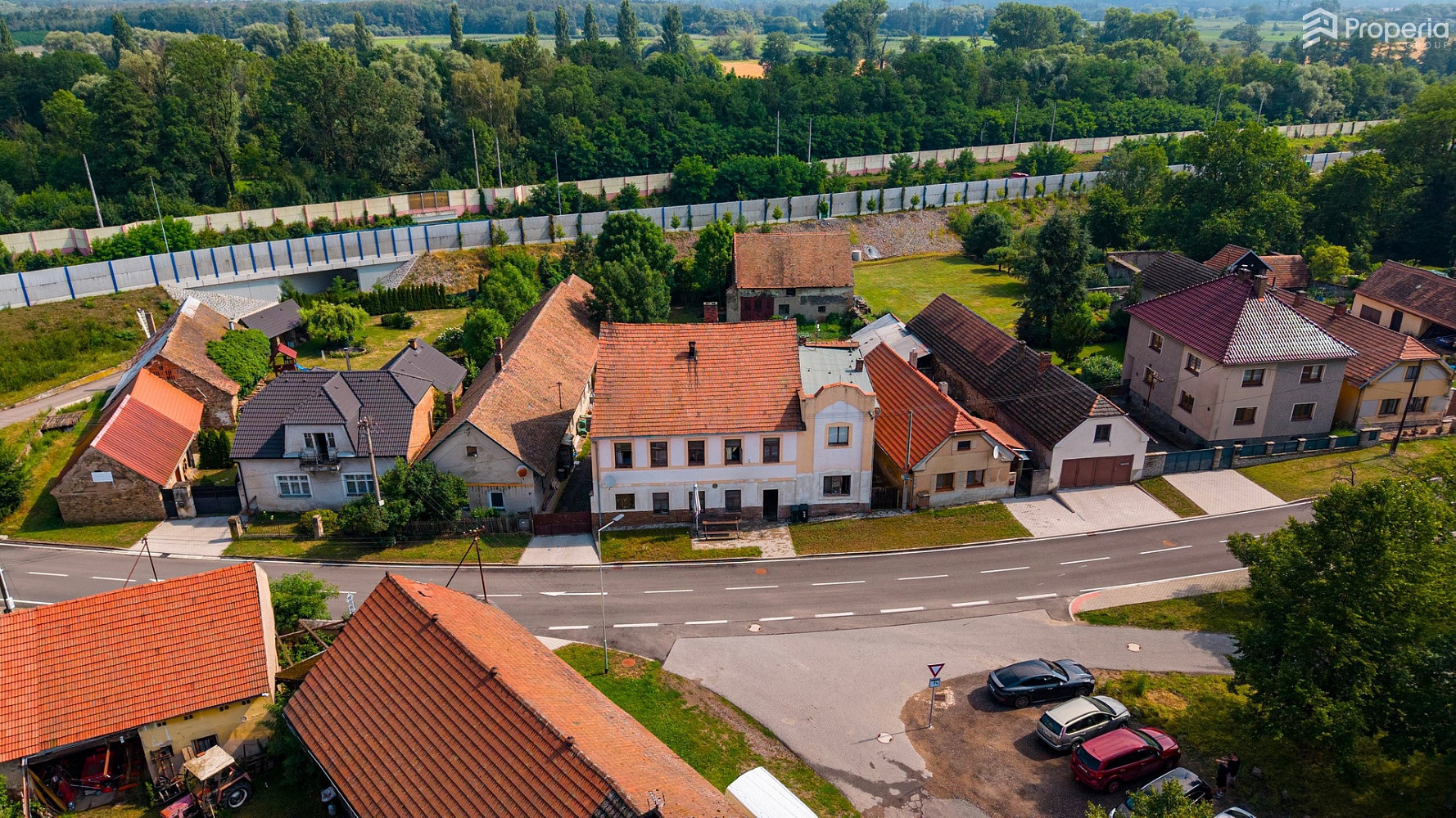 Prodej nájemního domu, činžáku 313 m²