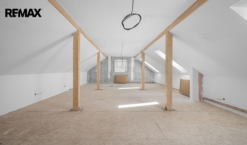 Prodej zemědělského objektu 150 m², Koupě – náhled fotky 9