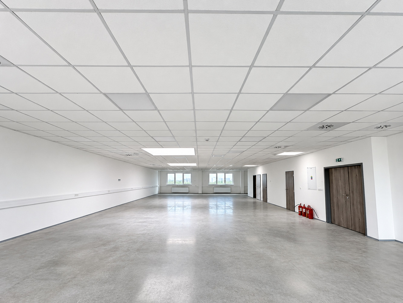 Pronájem skladovacích prostor 550 m² – fotografie 3