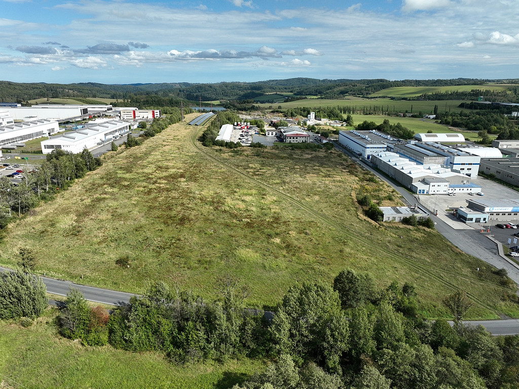 Prodej komerčního pozemku 57 077 m² – fotografie 2