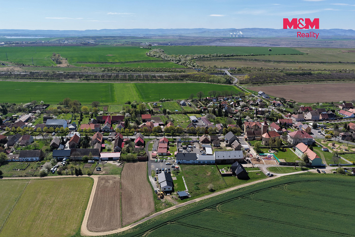 Prodej stavebního pozemku 1 732 m² – fotografie 5