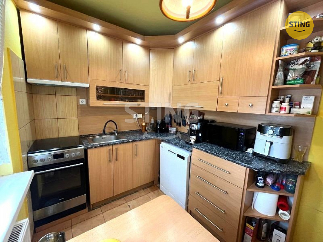 Prodej bytu 3+1 70 m² — photo 2
