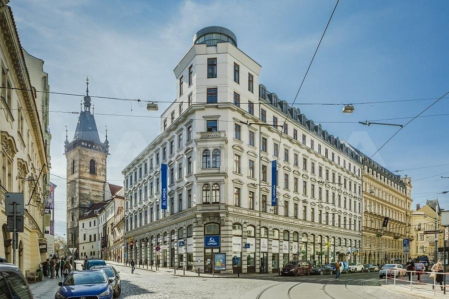 Pronájem kanceláře 145 m²