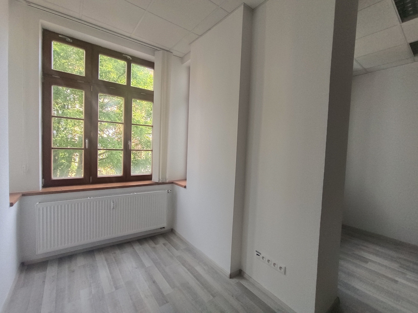 Pronájem kanceláře 87 m² – fotografie 3