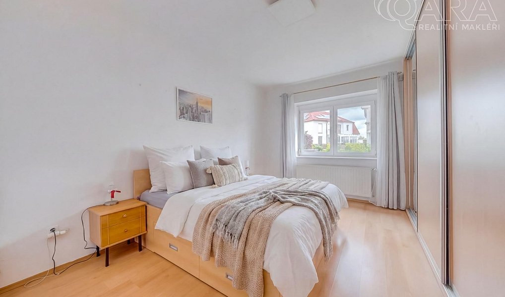 Prodej domu 270 m² s pozemkem 431 m², Praha – náhled fotky 8