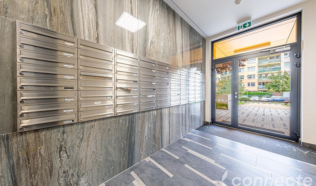 Prodej bytu 3+kk 79 m², Praha – náhled fotky 26