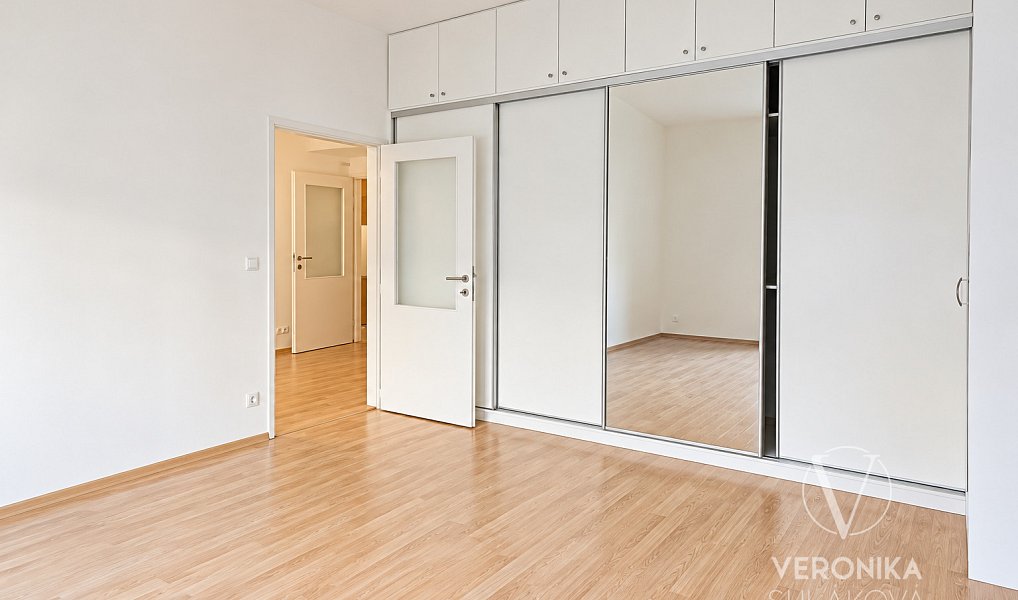 Prodej bytu 2+kk 50 m², Praha – náhled fotky 6