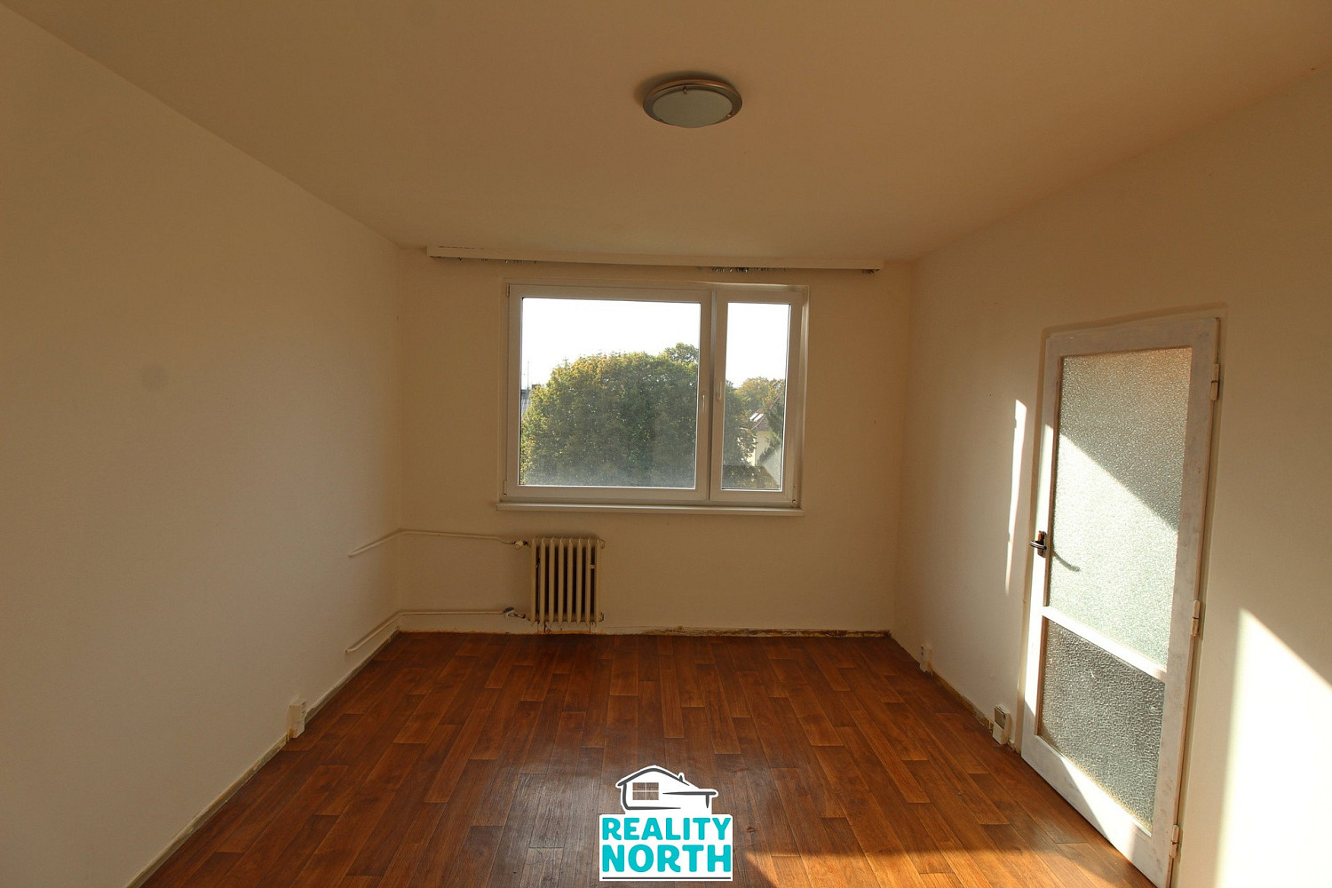 Pronájem bytu 1+1 38 m² – fotografie 3