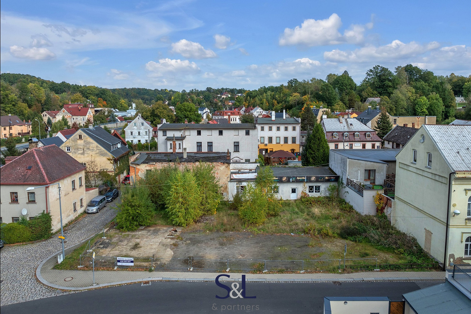 Prodej komerčního pozemku 1 009 m²