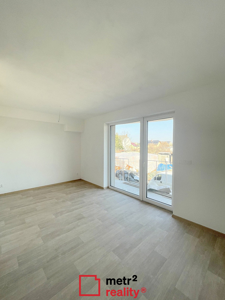 Pronájem bytu 1+kk 41 m² – fotografie 3