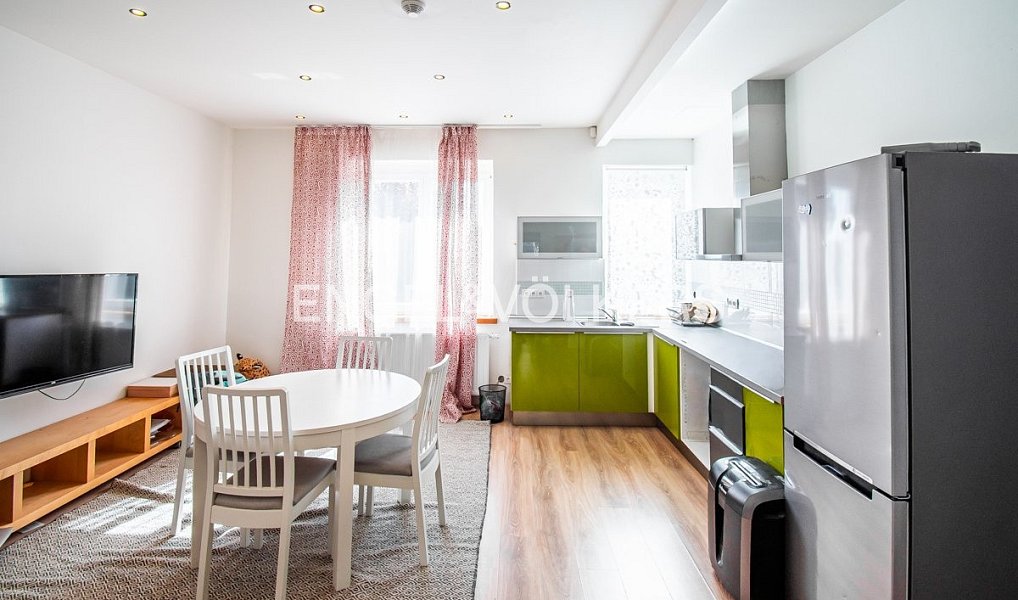 Pronájem domu 360 m² s pozemkem 583 m², Praha – náhled fotky 9