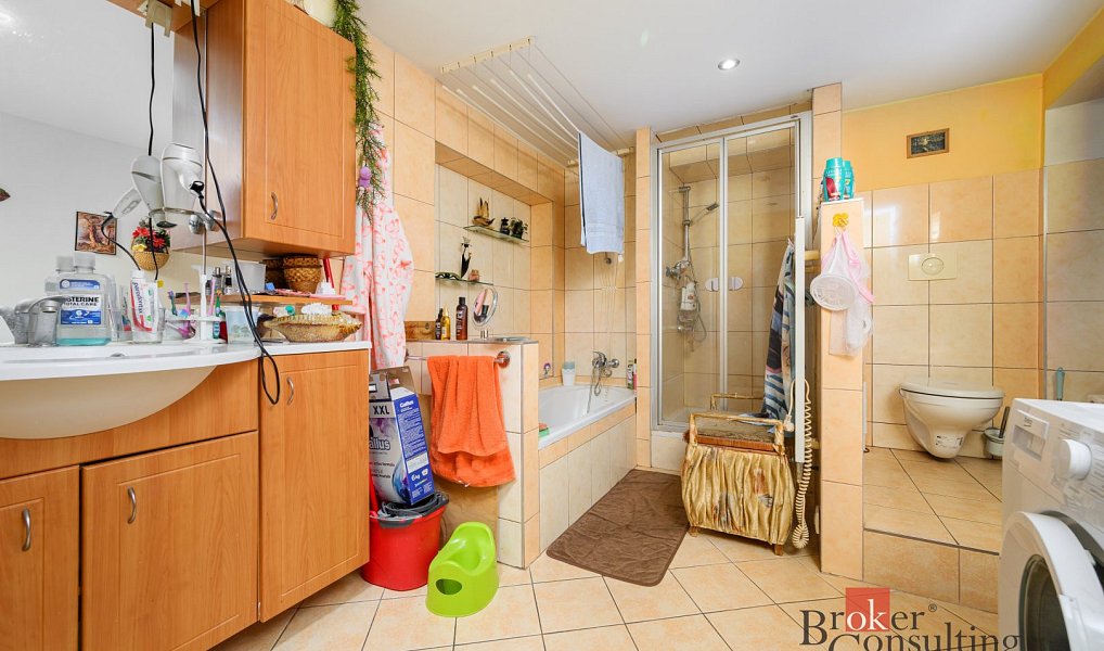 Prodej domu 335 m² s pozemkem 563 m², Liberec – náhled fotky 22