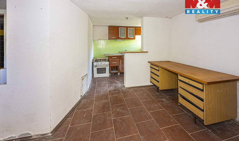 Prodej domu 170 m² s pozemkem 1 774 m², Lošany – náhled fotky 17