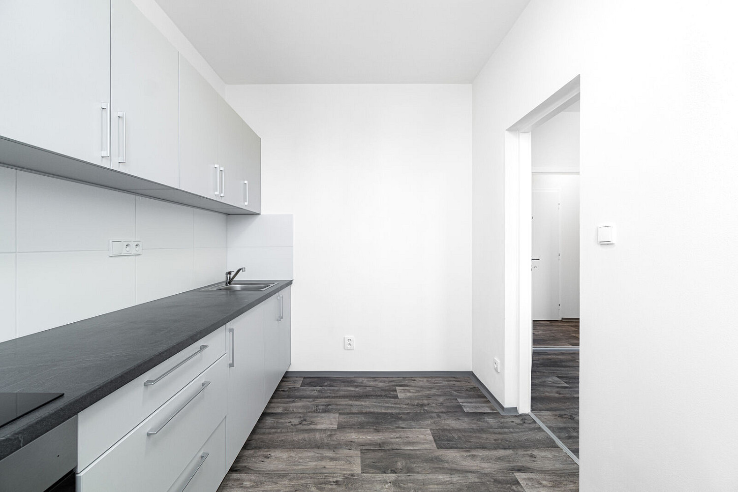 Prodej bytu 2+1 44 m² – fotografie 2