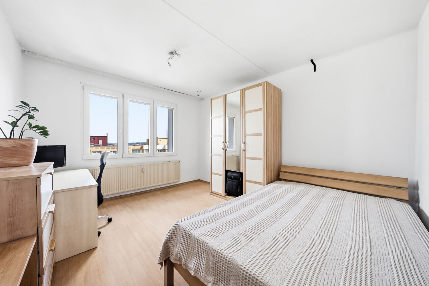 Pronájem bytu 3+1 78 m² – fotografie 2